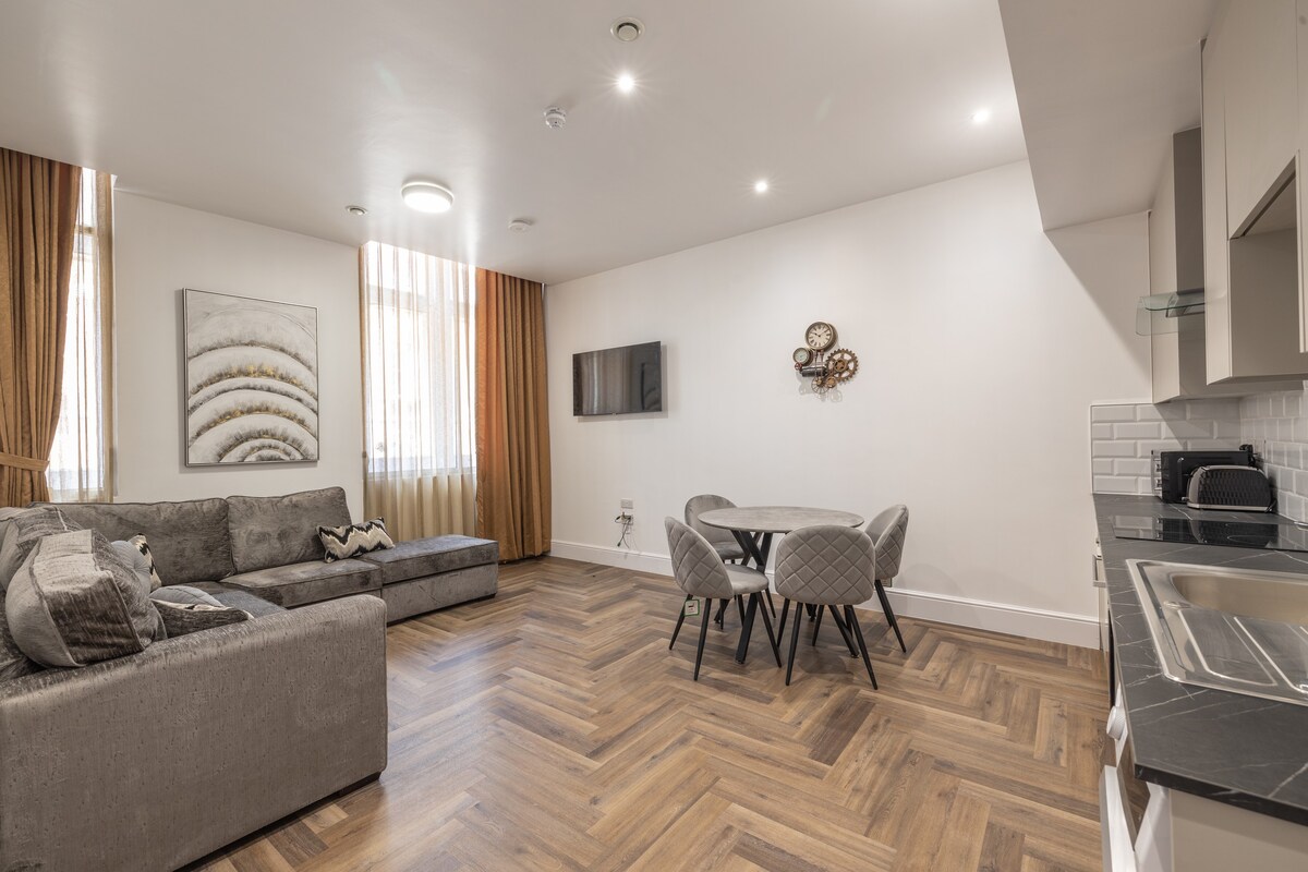 Luxurious Central Apartment- The Pocklington