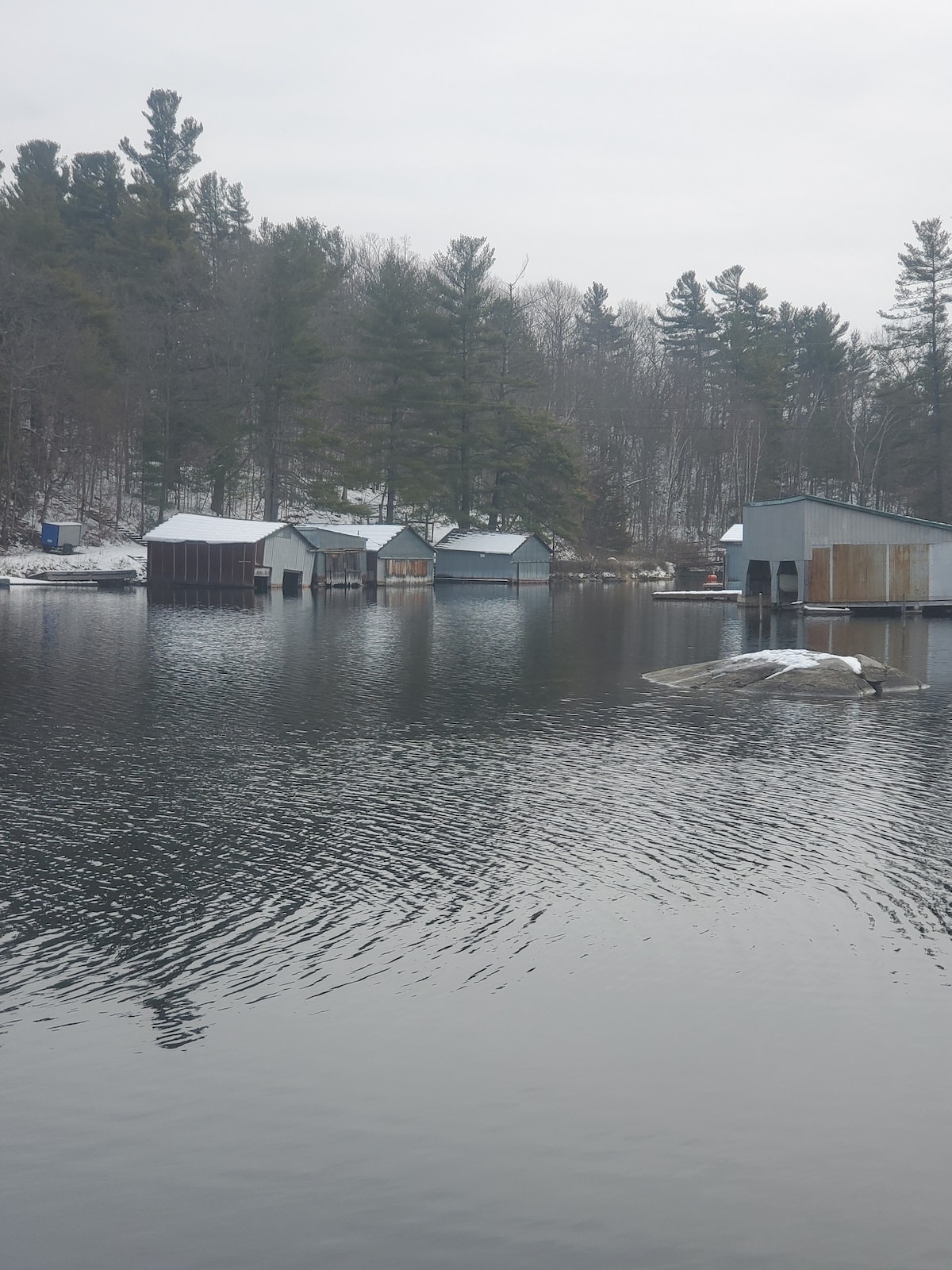 Charleston Lake Cottage