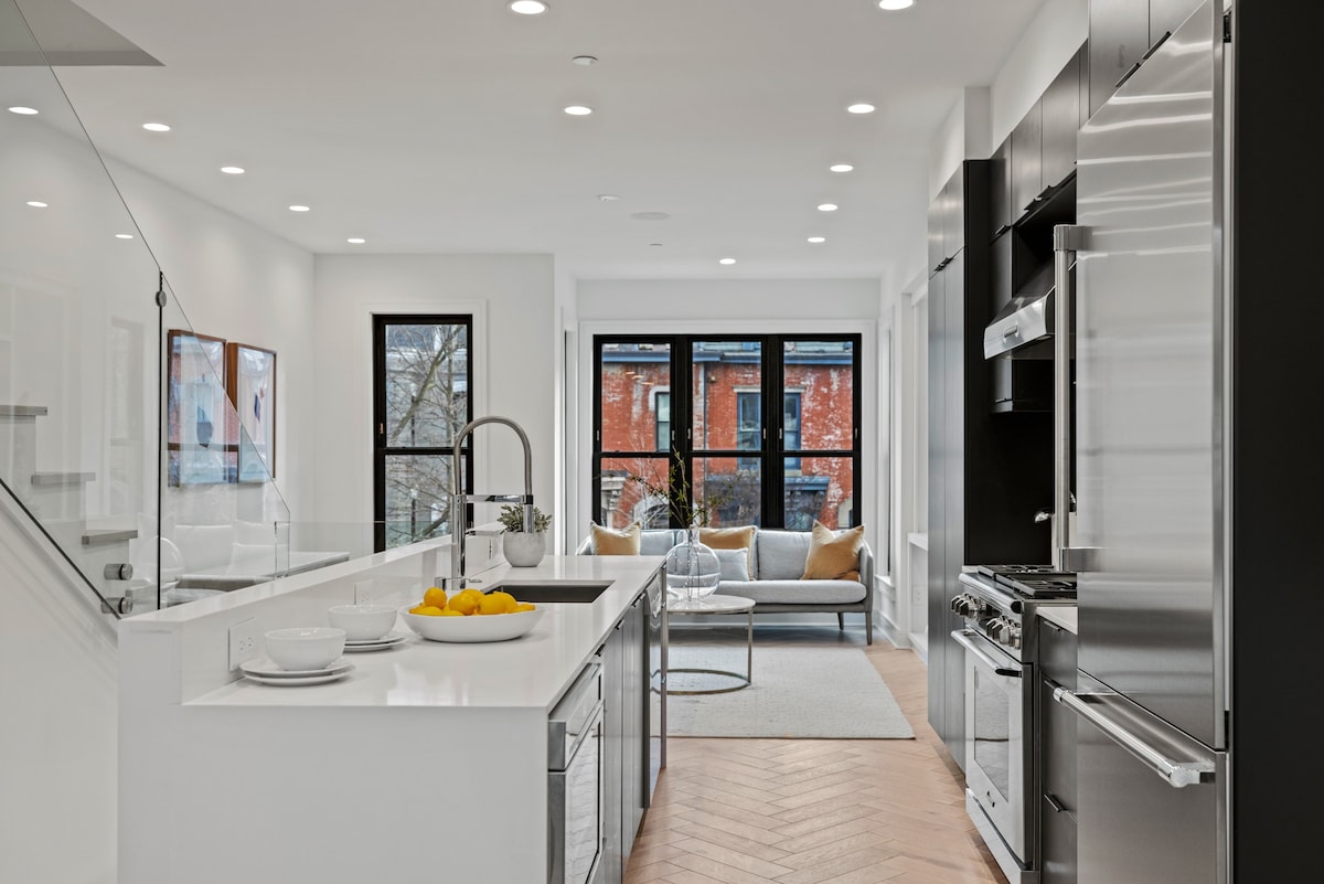 Logan Circle Penthouse + Rooftop