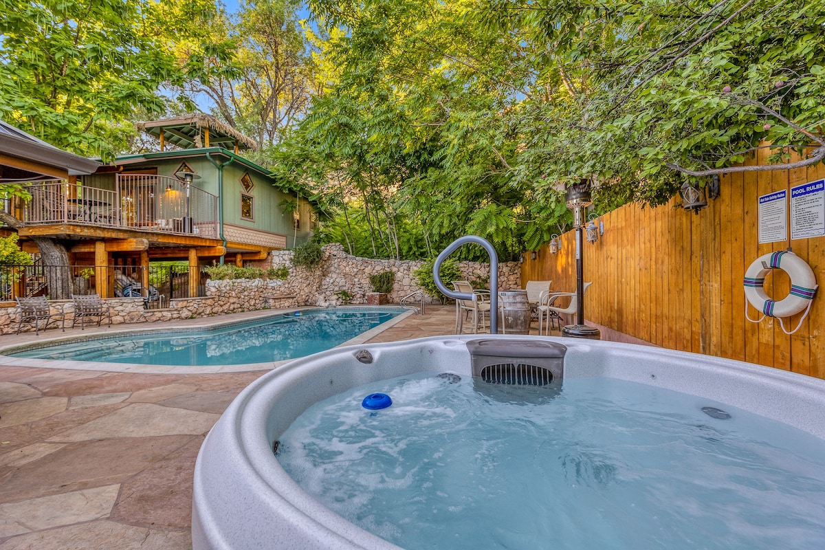 The Creek House • Pool & Spa + Oak Creek Access