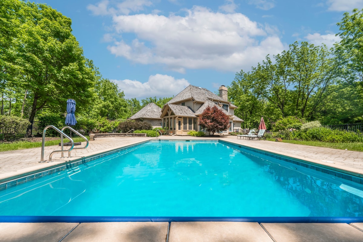 Woodhaven, a Luxury Lake Geneva Pool Estate