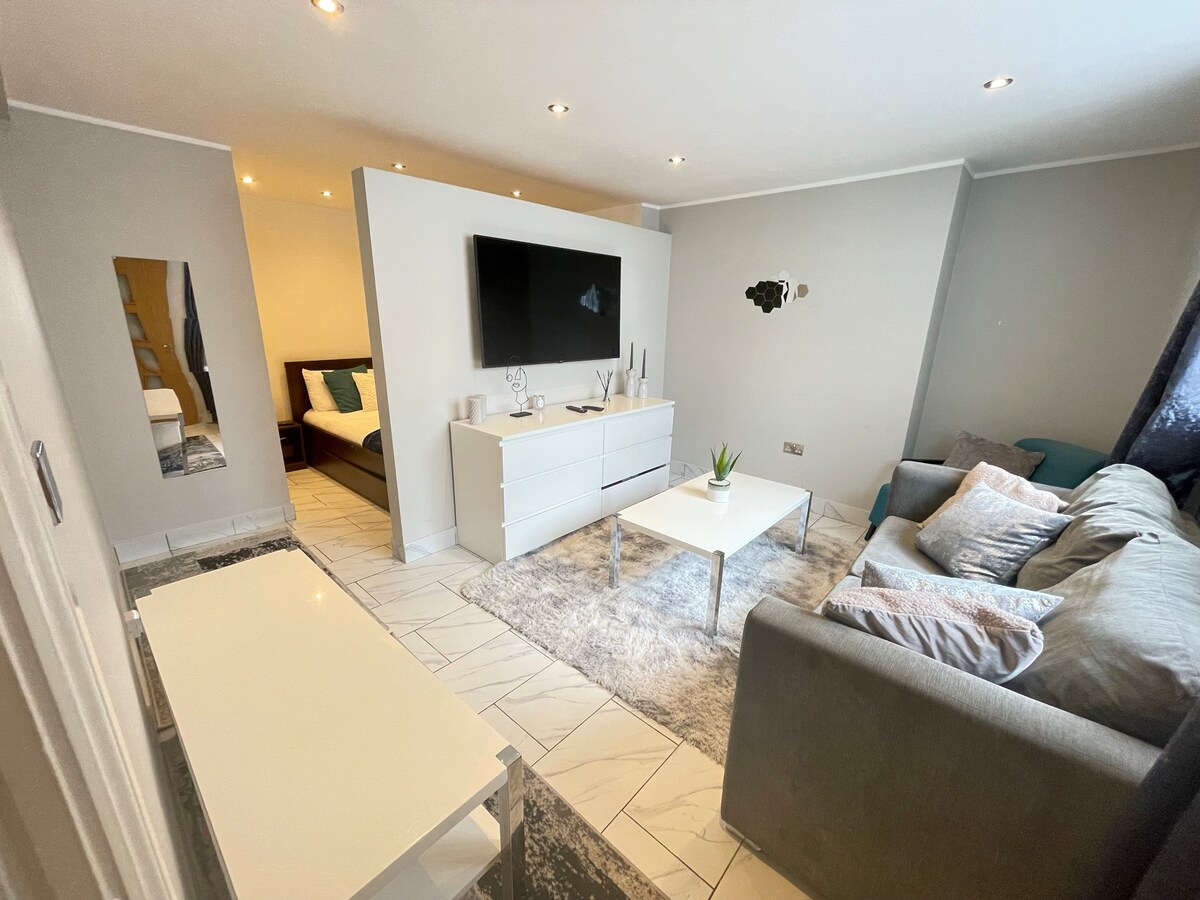 Luxurious & Modern 1 Bedroom Aprt Bayswater