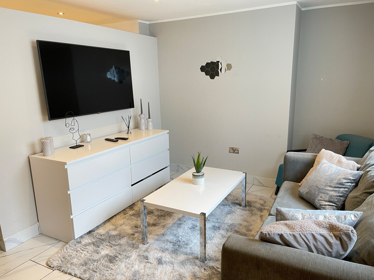 Luxurious & Modern 1 Bedroom Aprt Bayswater