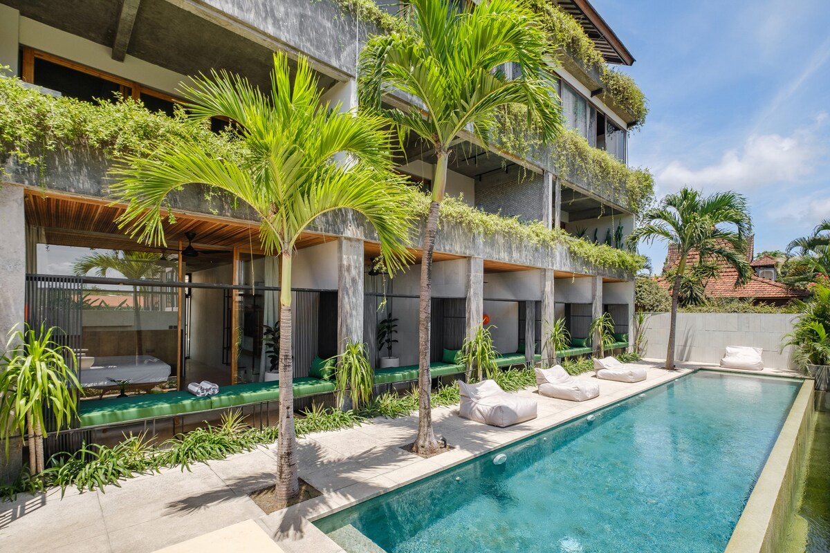 Tropical Design Pool Suite Canggu |Shared Pool#110