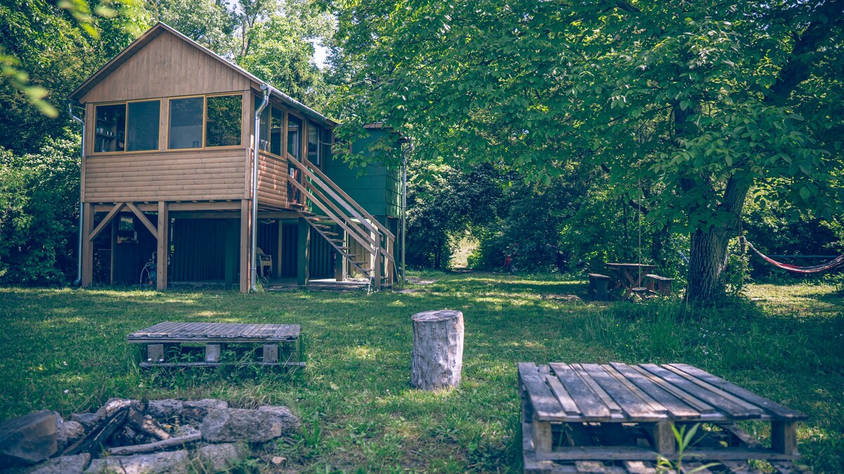 KisKas - eco riparian Foresthouse