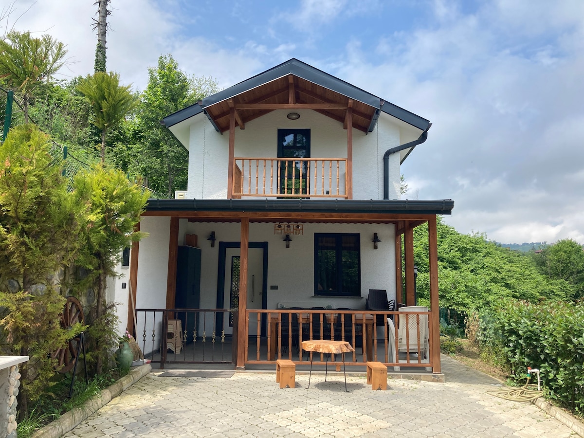 AYVAZ HOUSE Deniz Manzaralı Kasabada Tatil Evi!