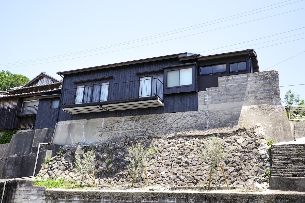 在Setouchi岛上欣赏海景的出租房源