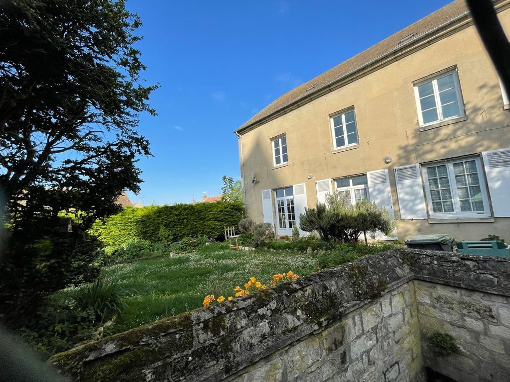 Appartement F2 dans une grande demeure historique