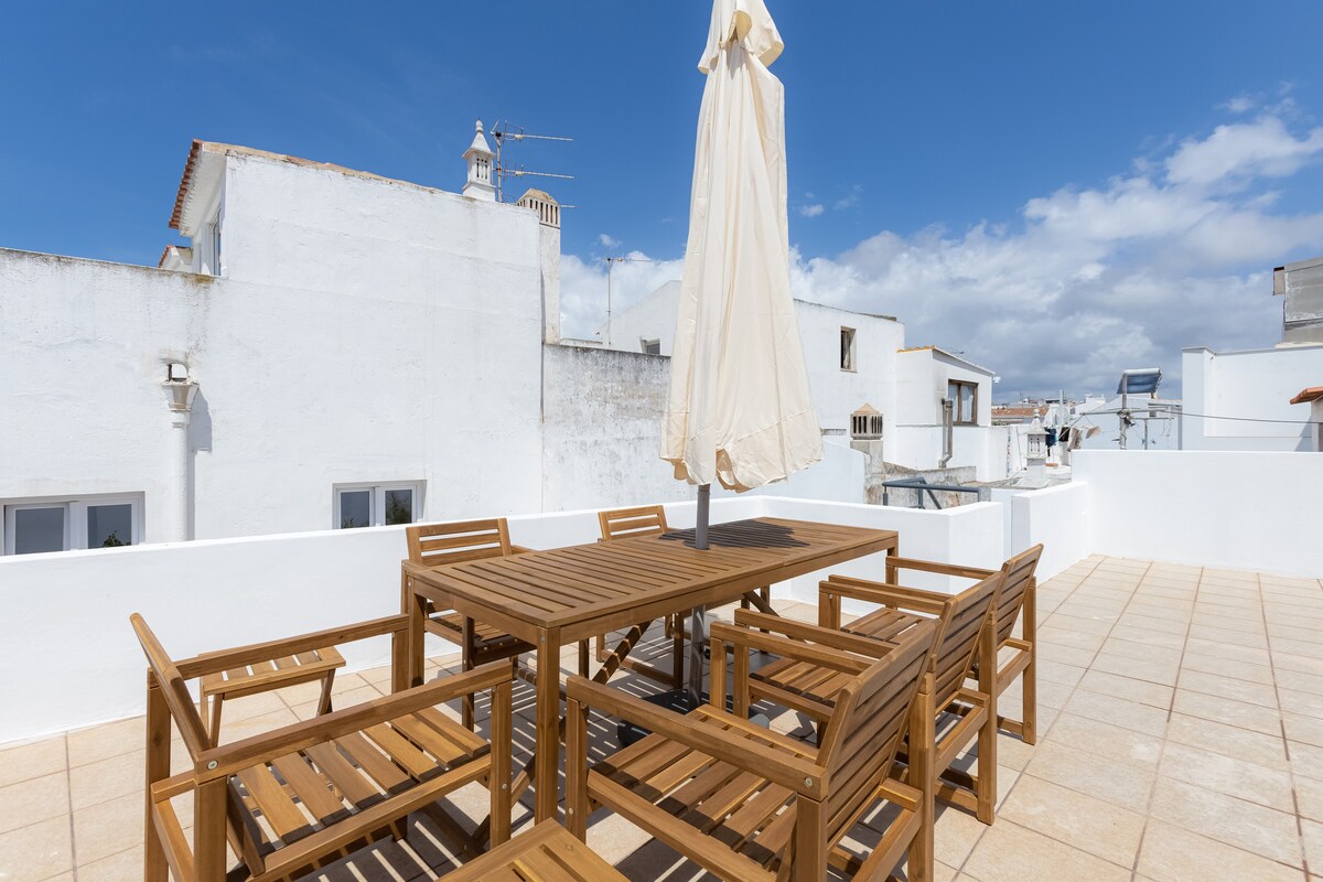 Renovated historic ~Large & Cozy ~Casa Nespereira