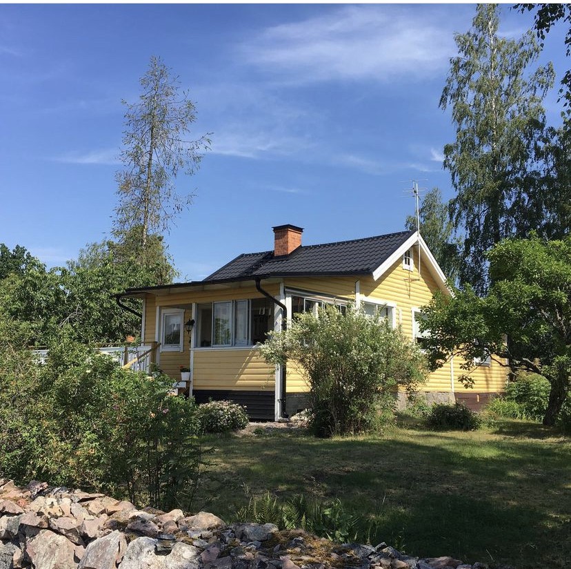 Gula huset vid sjön Freden