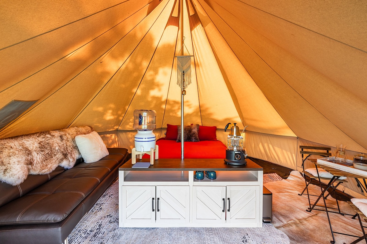 Glamping Tent #1- private bathroom/ running water