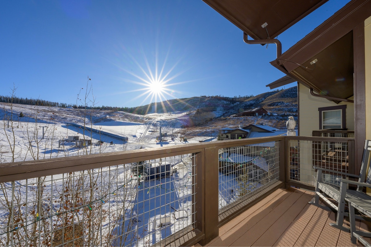 Slopeside Retreat, Ski In Ski Out, Top Floor Views