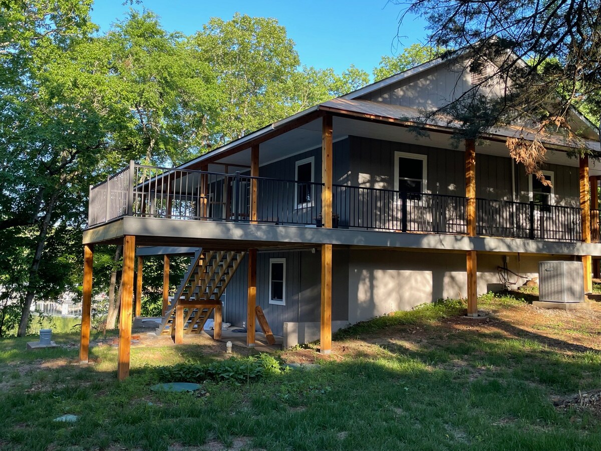 Table Rock Lake - Lake Front