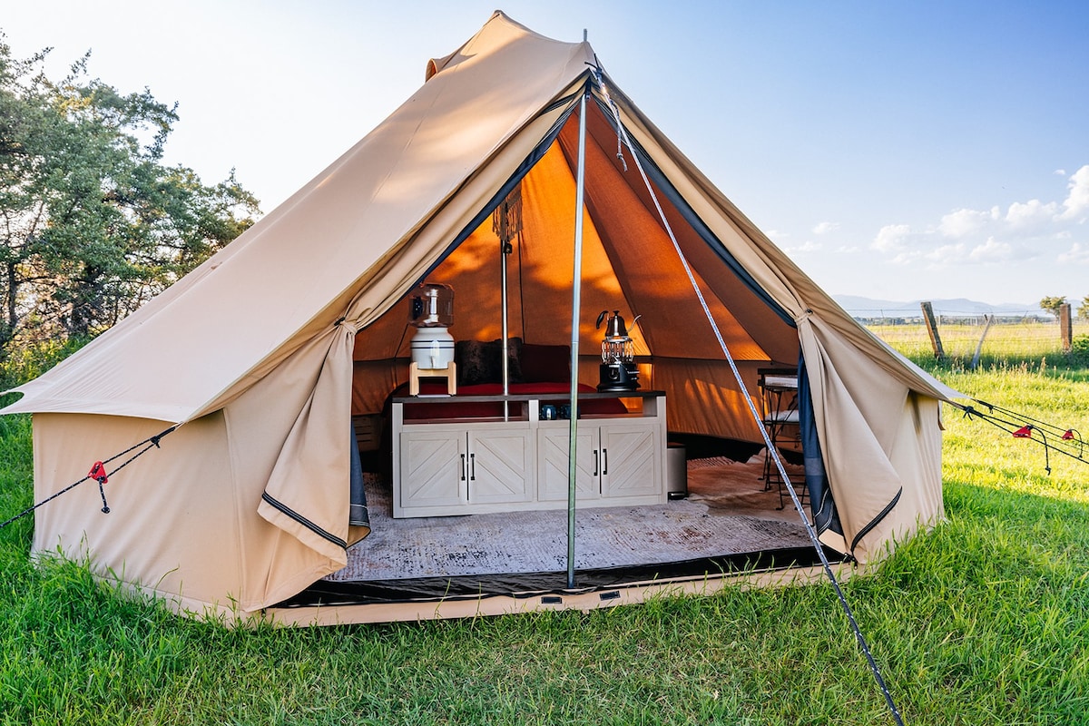 Glamping Tent #2- private bathroom/ running water