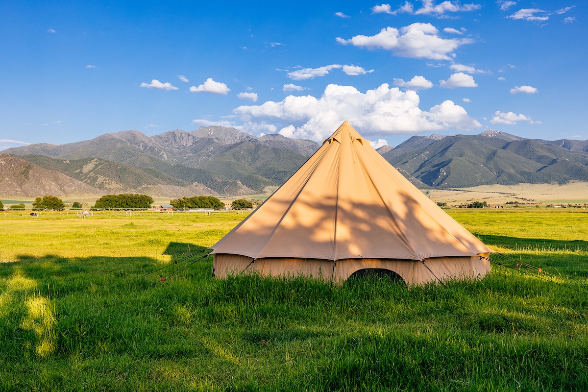 Glamping Tent #3- private bathroom/ running water