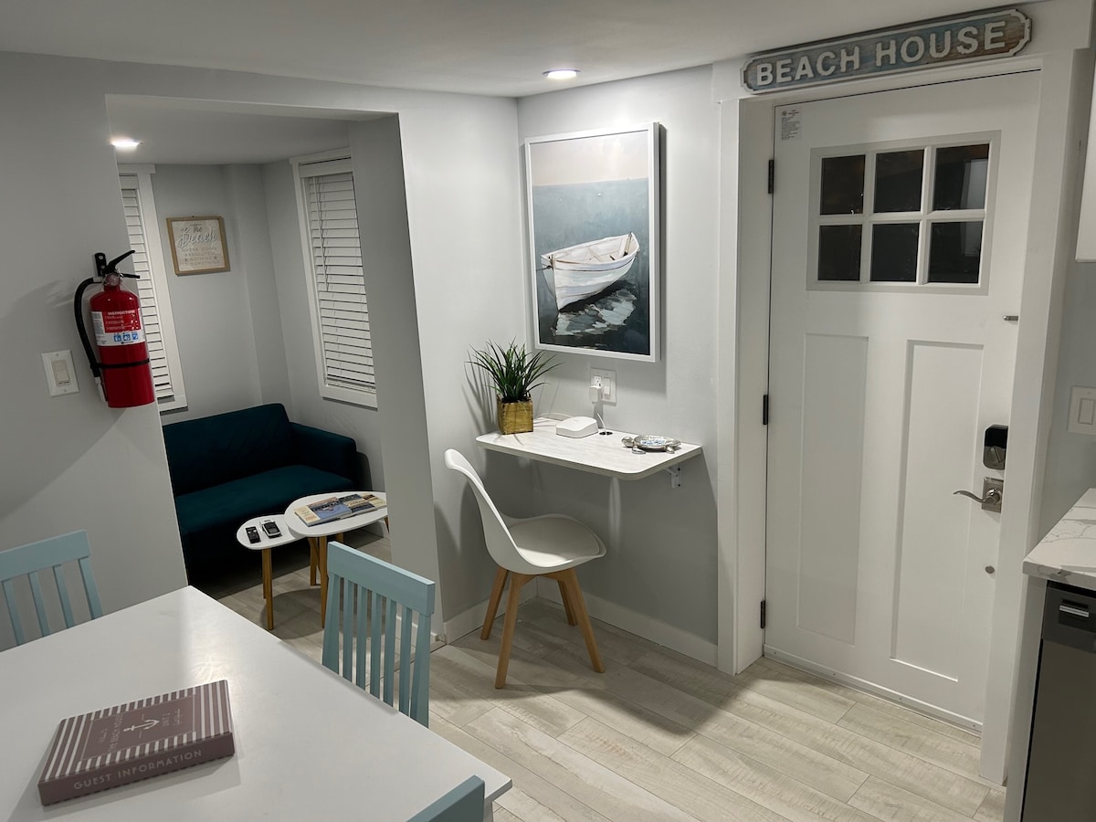 3rd House to Beach/Boardwalk Luxury Apt Unit # 2