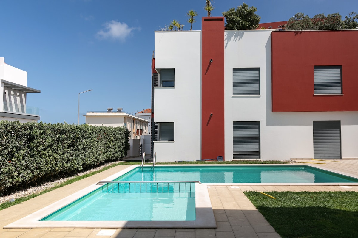 Baleal Deluxe Flat - Shared Pool