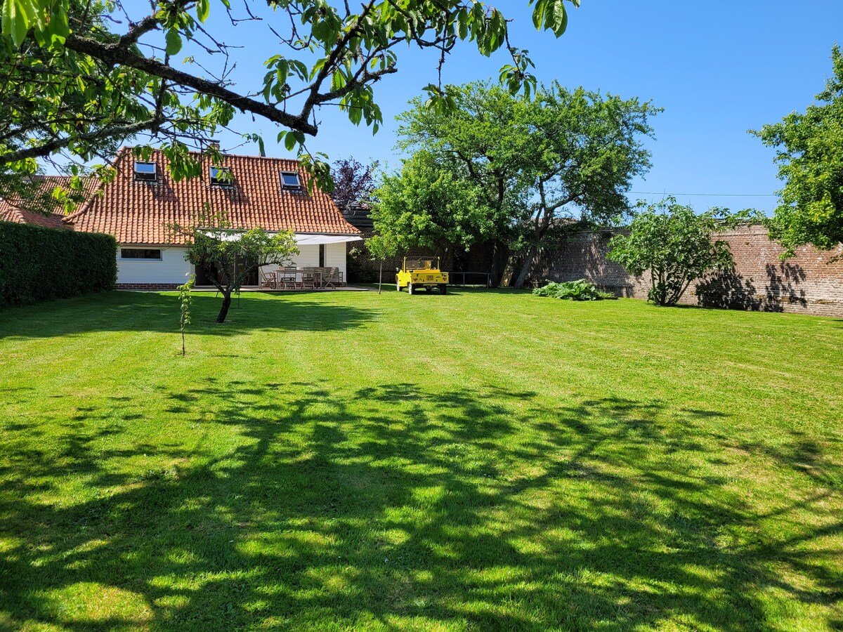 Magnifique grange rénovée, accueillante, au calme