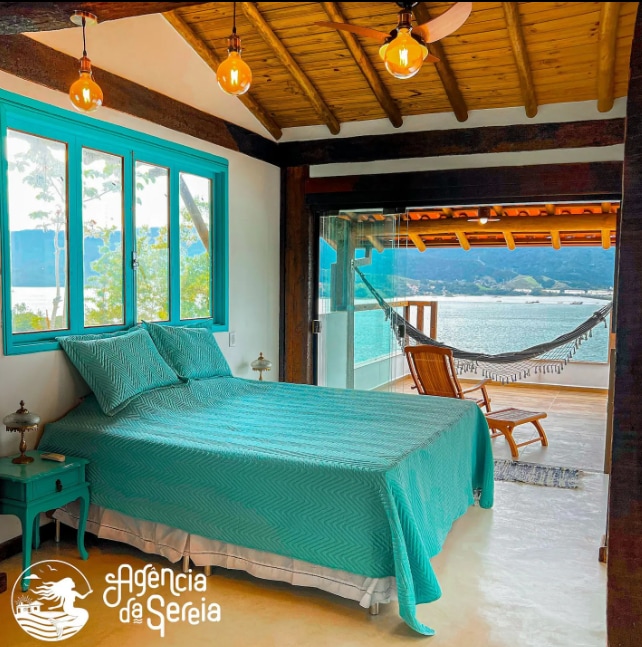 公寓内的美丽房源，可欣赏Ilha das Cabras的美景