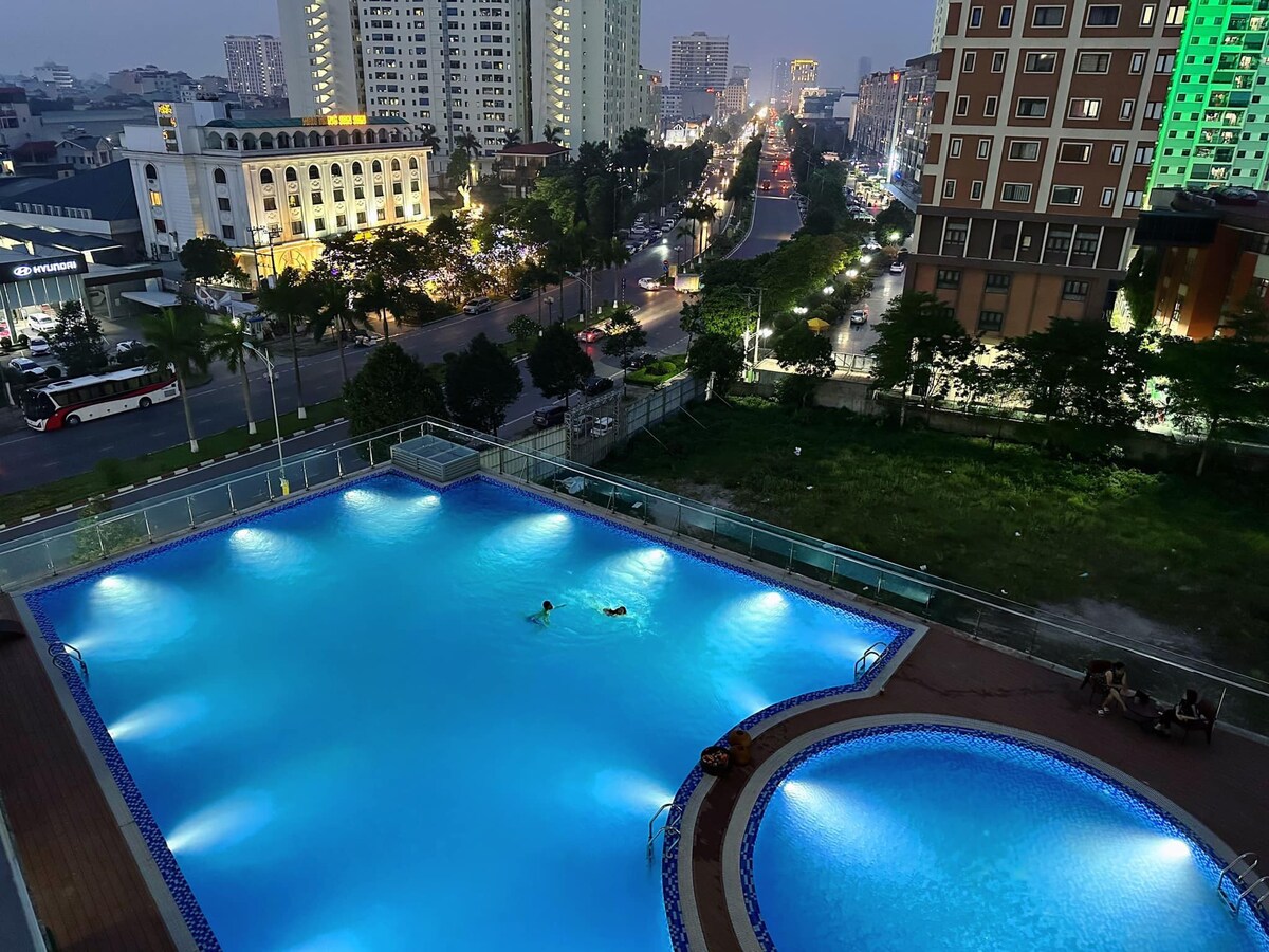 Bac Ninh高档双卧室公寓，带泳池景观