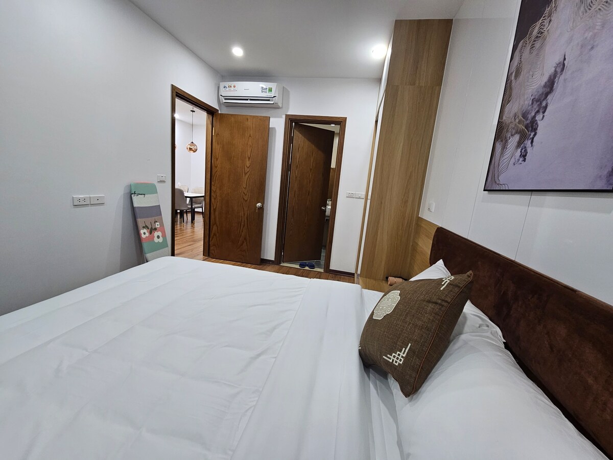 Bac Ninh高档双卧室公寓，带泳池景观