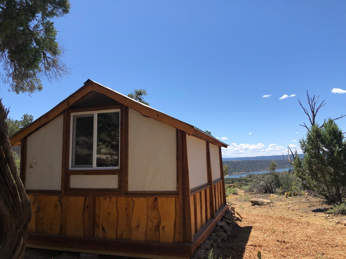 Cabin with a view at Navajo Dam