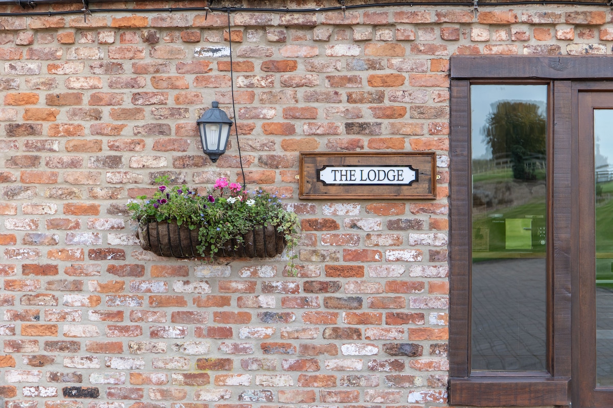 The Lodge at West End Farm