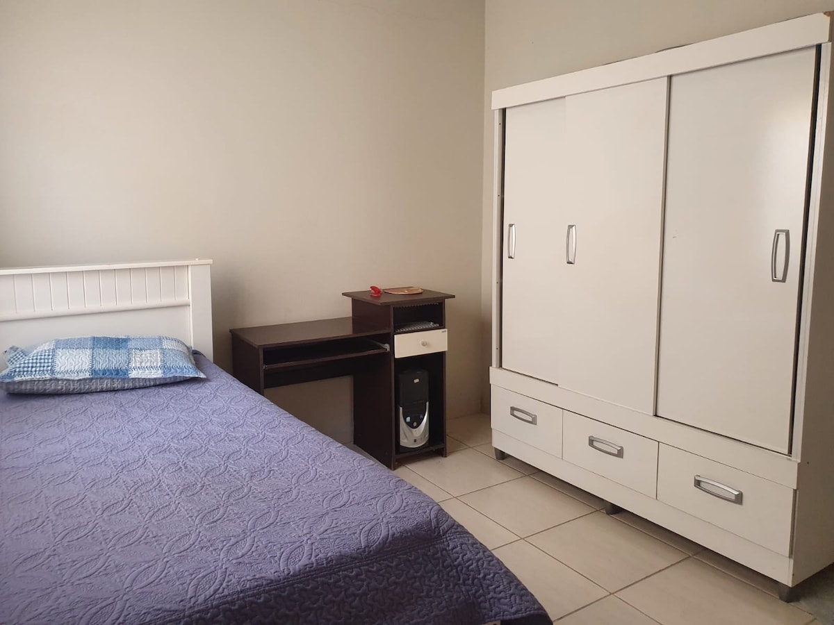 Quarto em Guest House 40,00