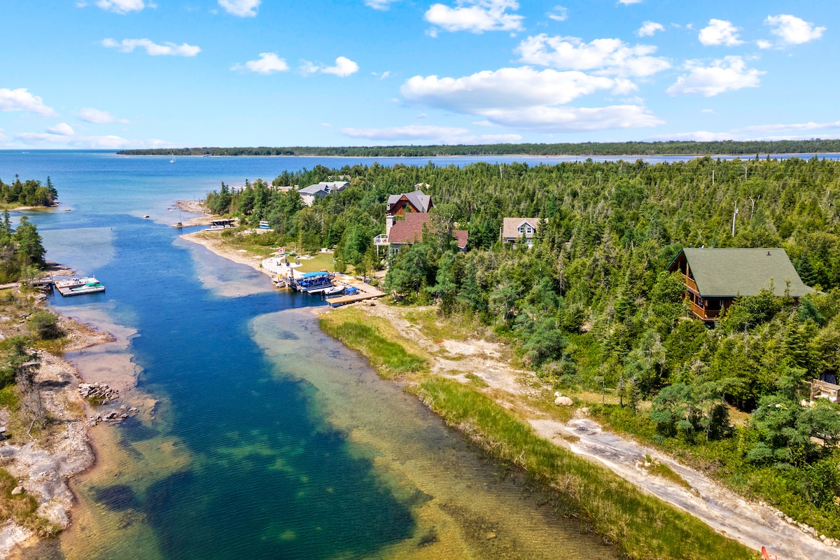 Bruce Peninsula Lake Huron Waterfront Log Home