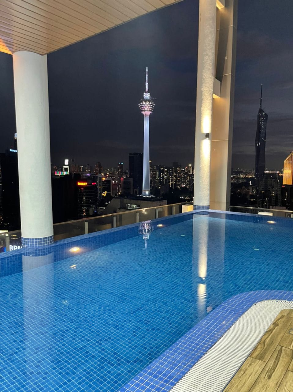 Cozy Apartment & infinity pool with- KLCC view