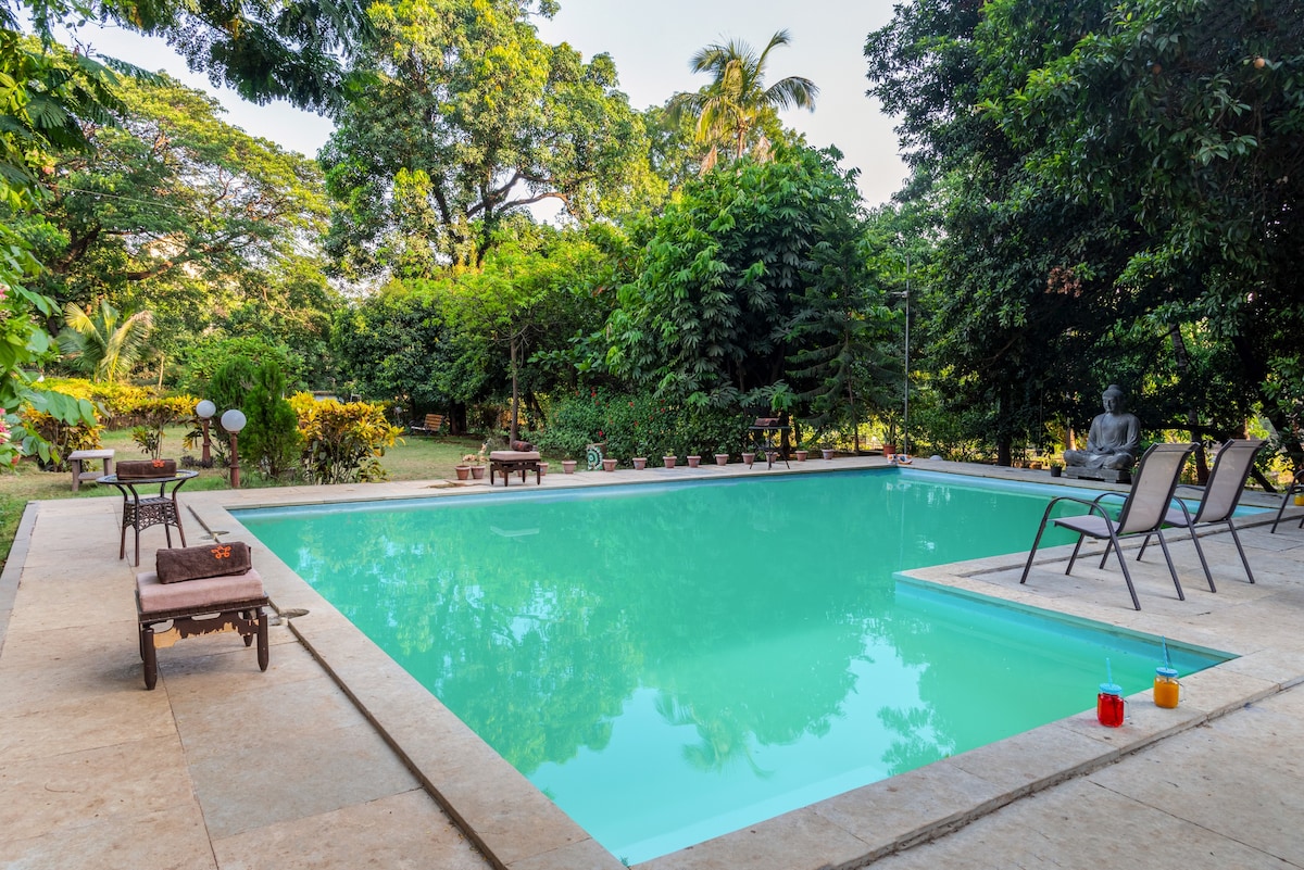 Riverscape Nest, 3-BDR pool villa near Mumbai