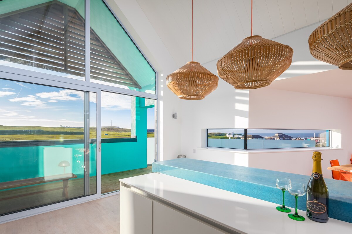 Modern beach house in Bude