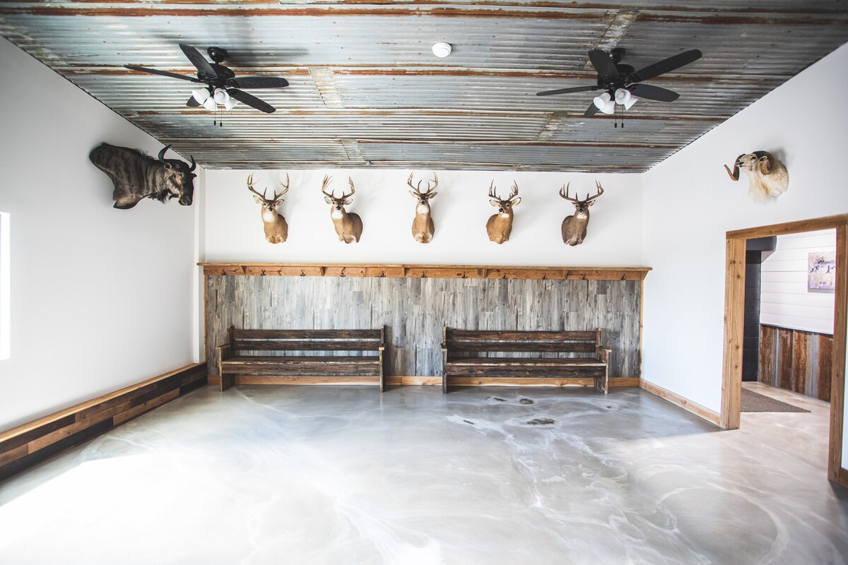 Private Room 7 at Renovated Lodge in NW Missouri