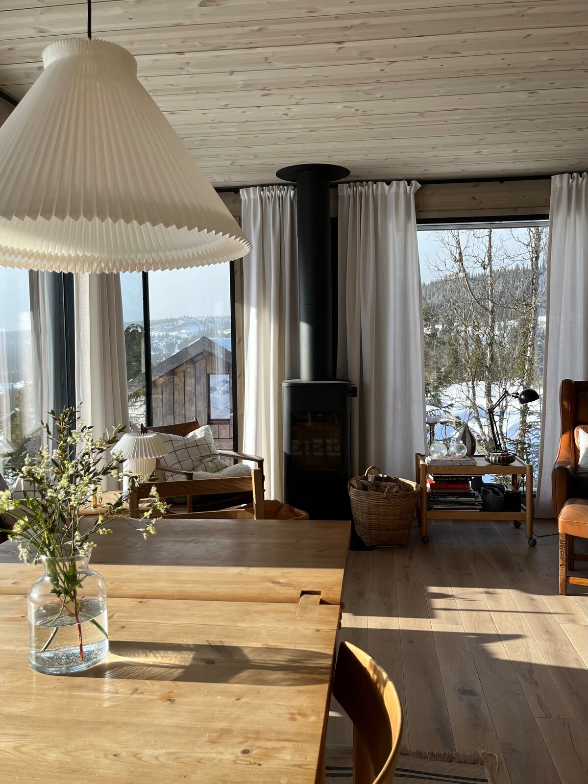 Cozy large cabin at Kvitfjell