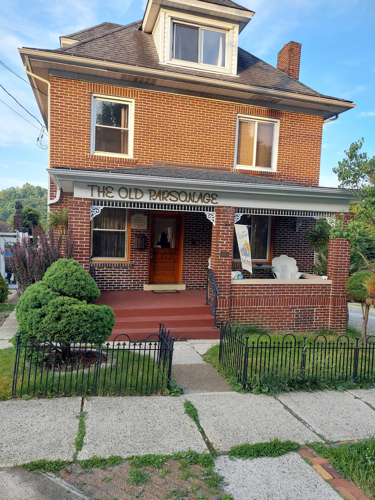 Old Parsonage B&B Egyptian room