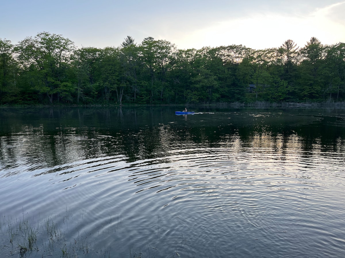 Golfers, hikers, ATV paradise. Central location