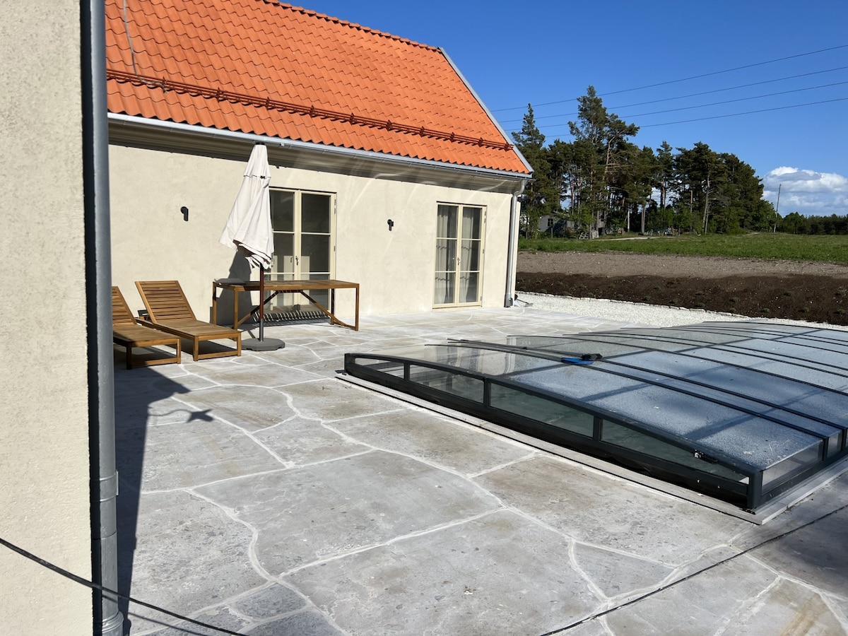 Privat villa med pool i Lickershamn