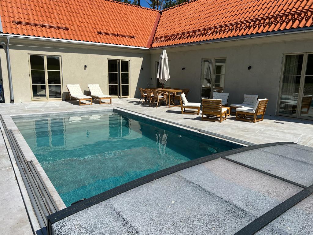 Privat villa med pool i Lickershamn