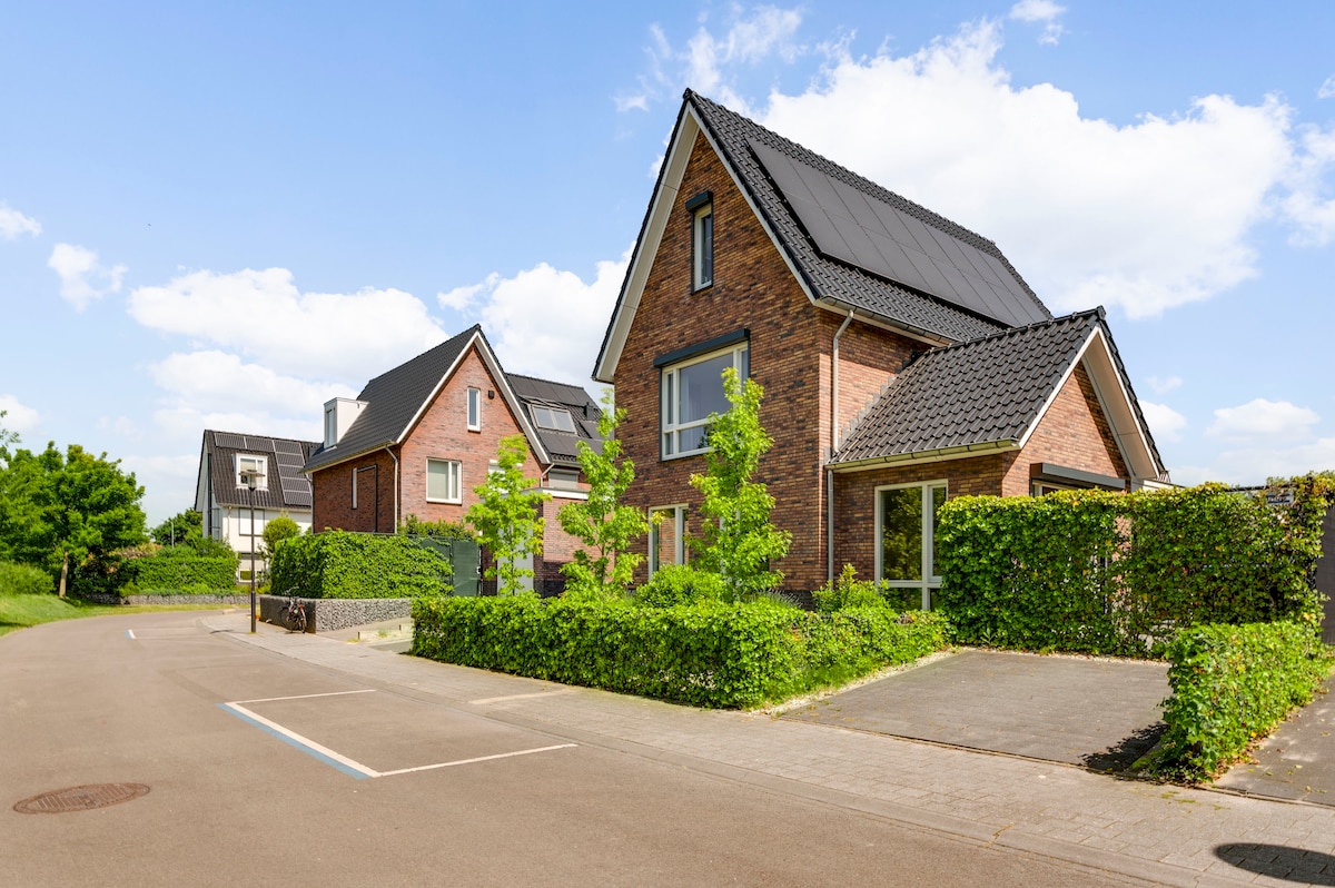 Zeer luxe vrijstaande woning!