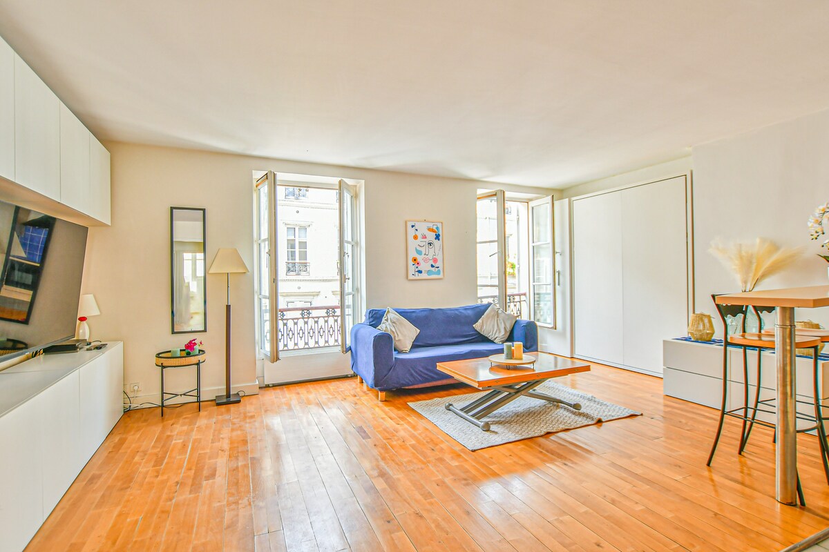 Bright Parisian Flat - Marais