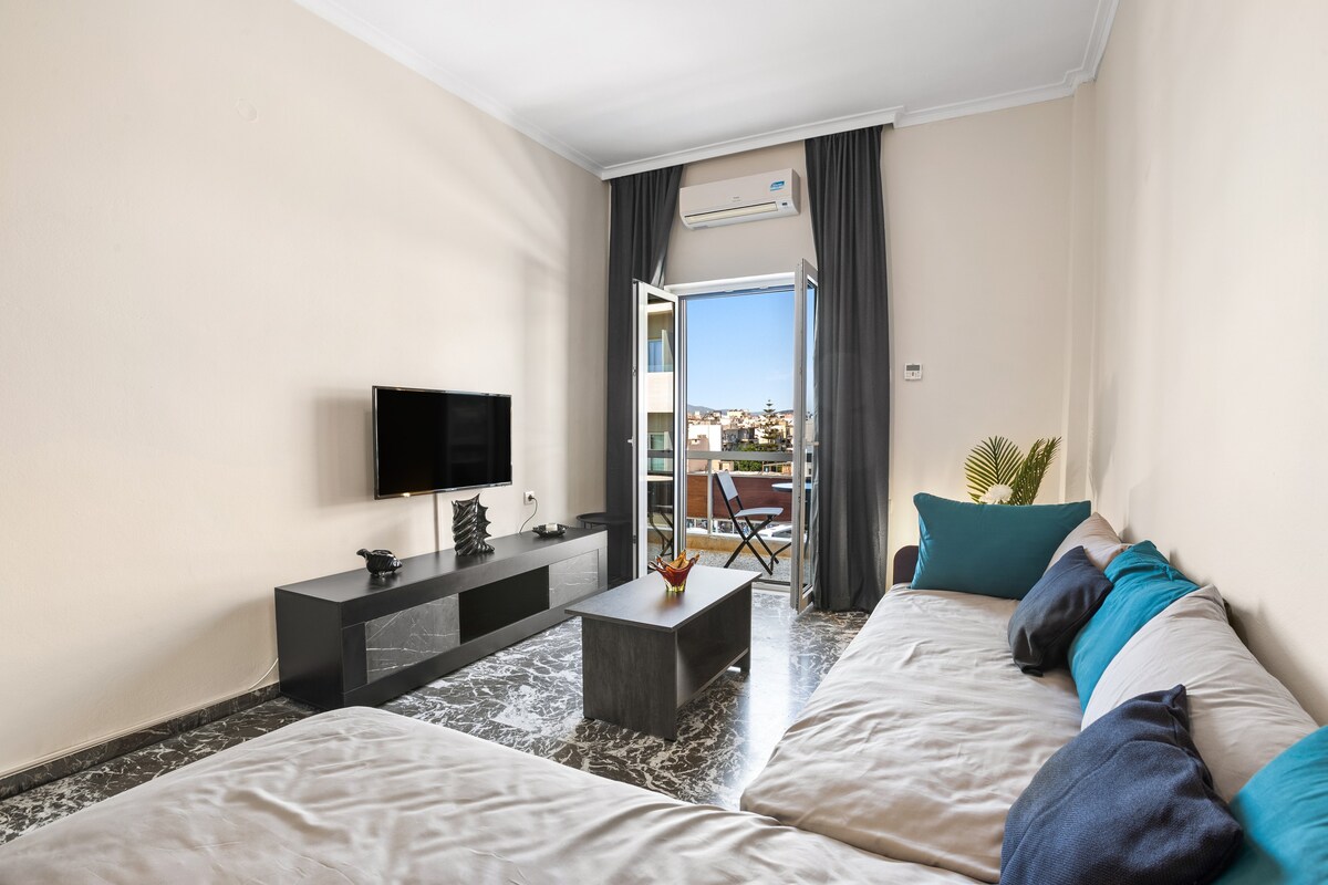 Plaza  Apartment in Center Chania 4th Floor