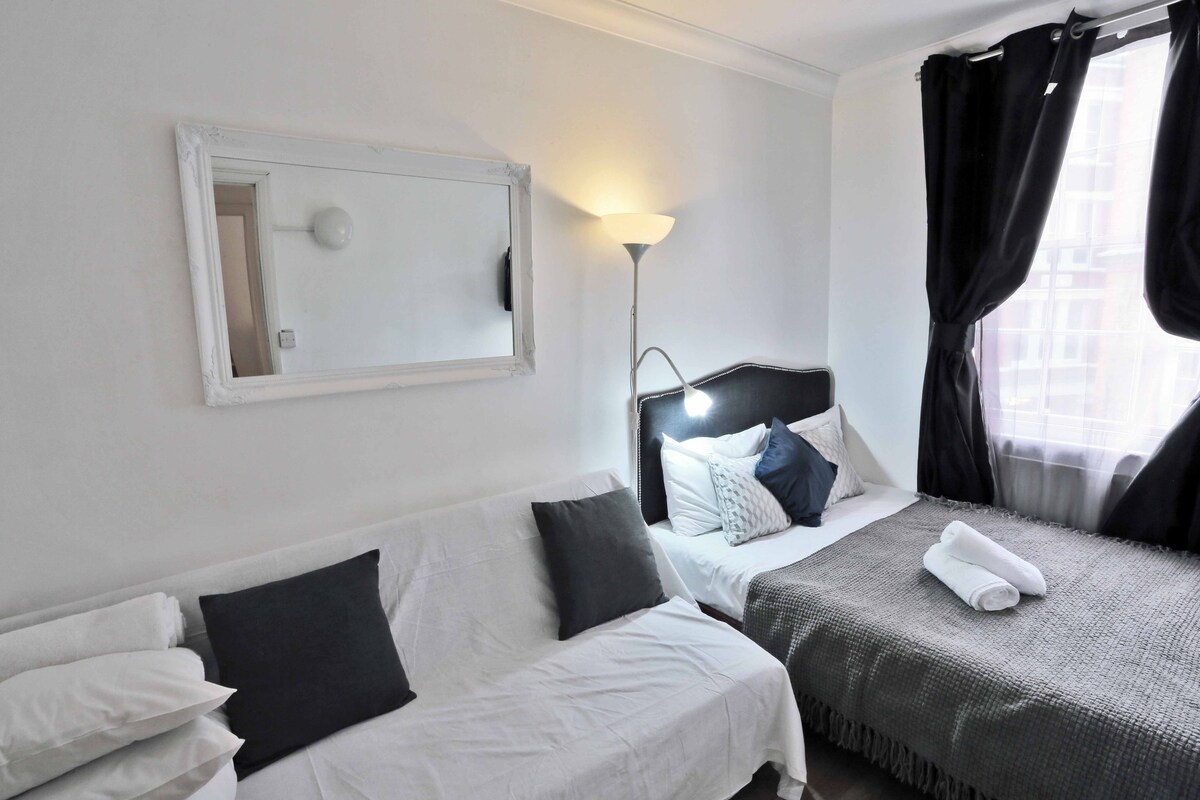 Covent Garden Stay Over OPT/4PPL