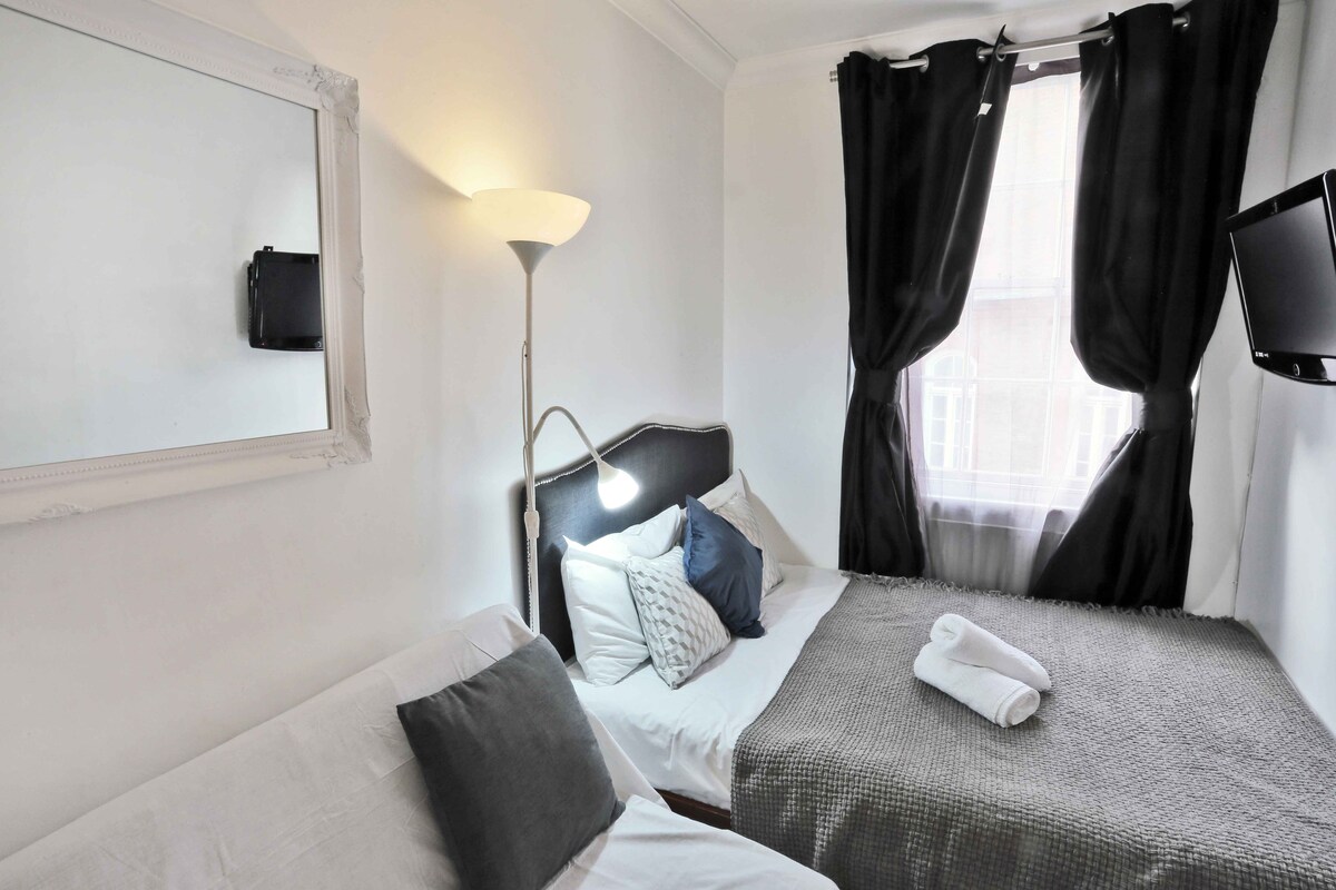 Covent Garden Stay Over OPT/4PPL