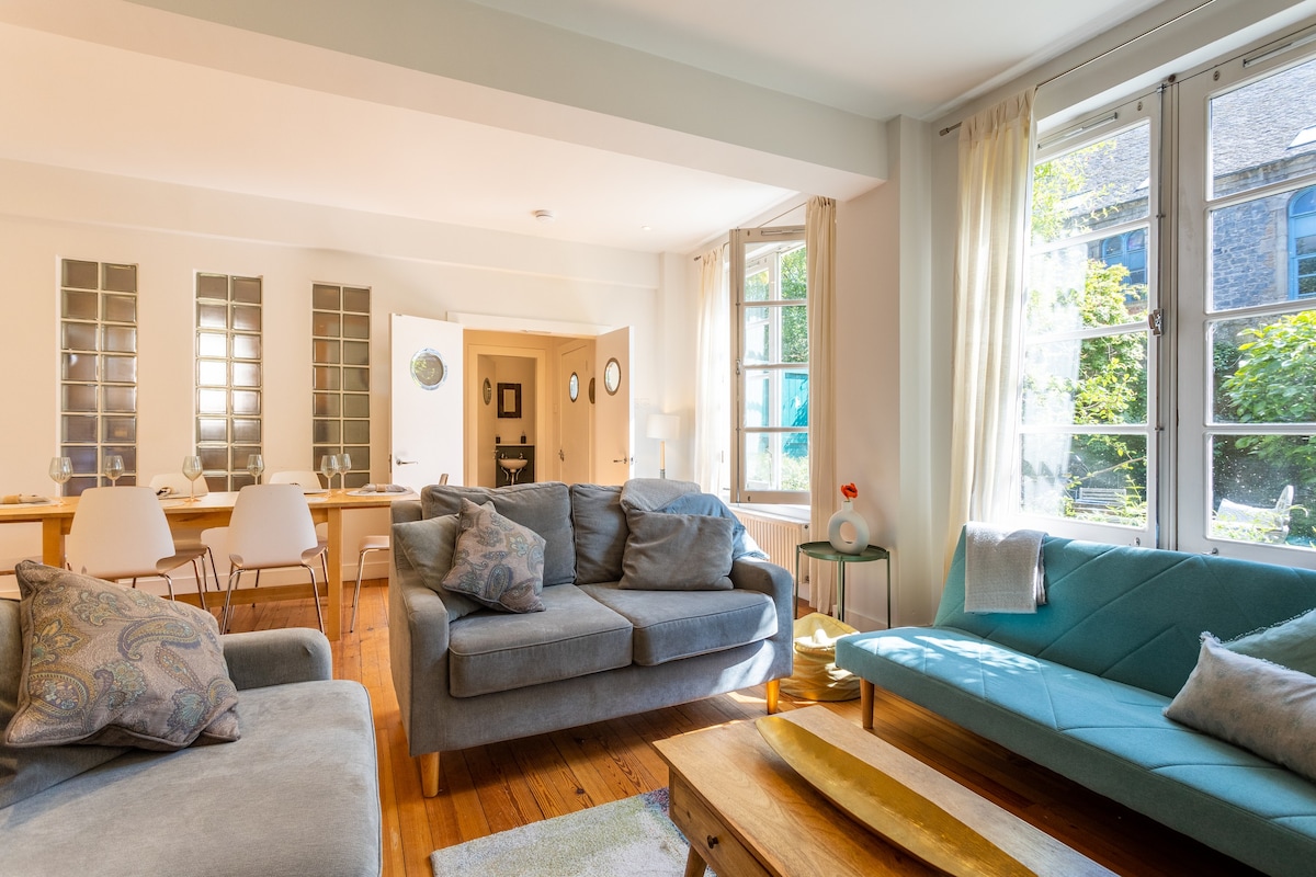 Charming & Peaceful Hideaway in Leith