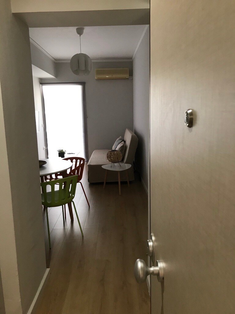 Kyparissia Cozy flat - 5mins walking from Beach