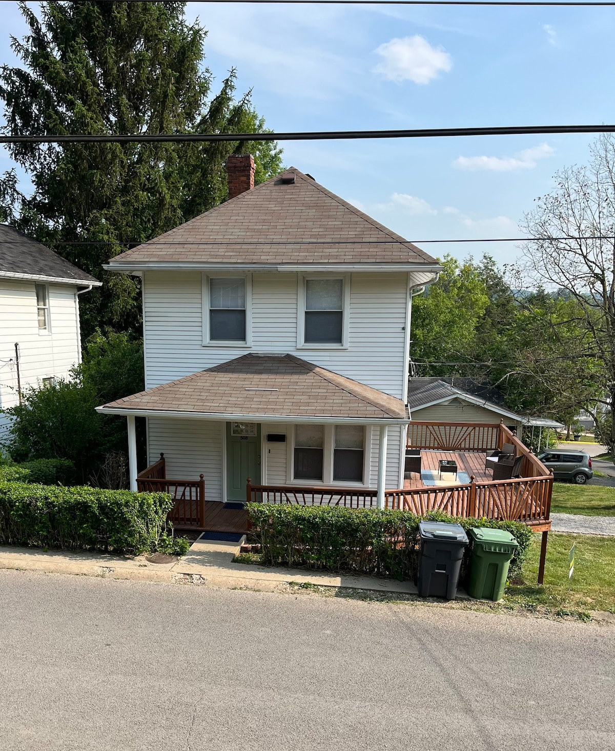 Beautiful 3BR 2BA Home, minutes to d/t Morgantown
