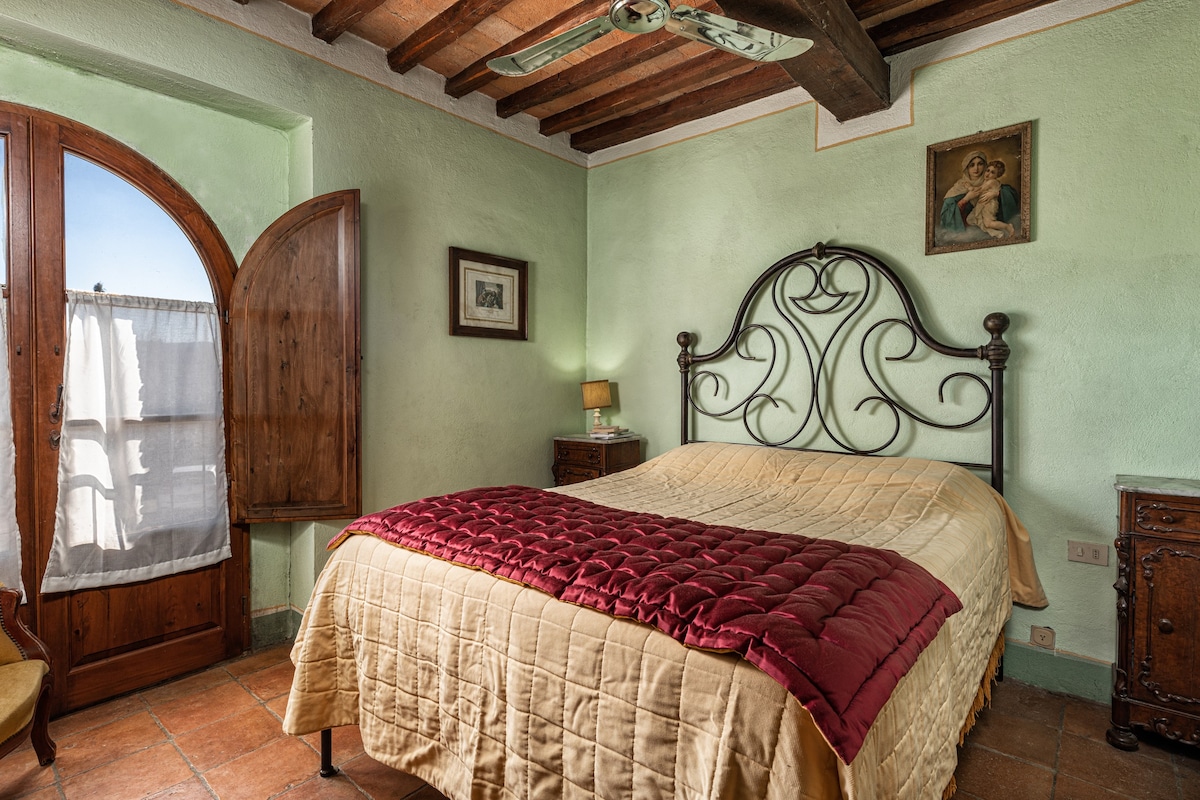 Podere Tignano, 4-bedroom villa in the Chianti!