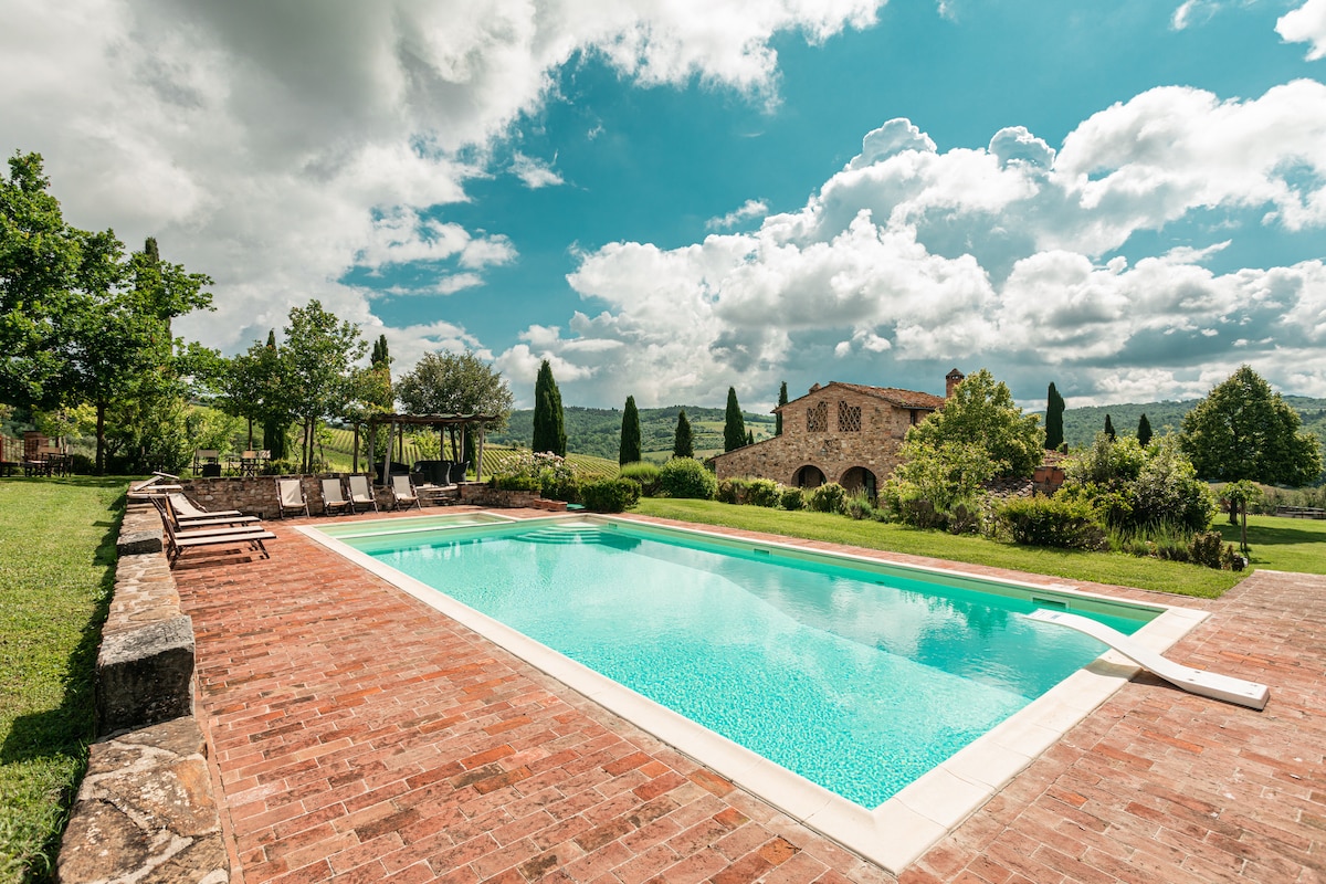 Podere Tignano, 4-bedroom villa in the Chianti!