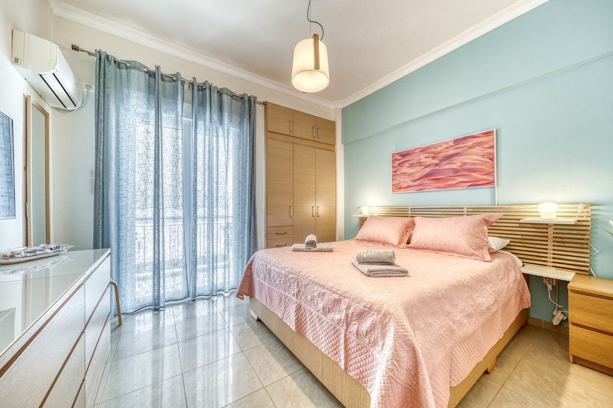 Shiny & Airy apart @ 100m metro Agios Antonios