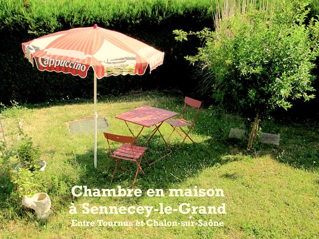 Sennecey-le-Grand的民宿